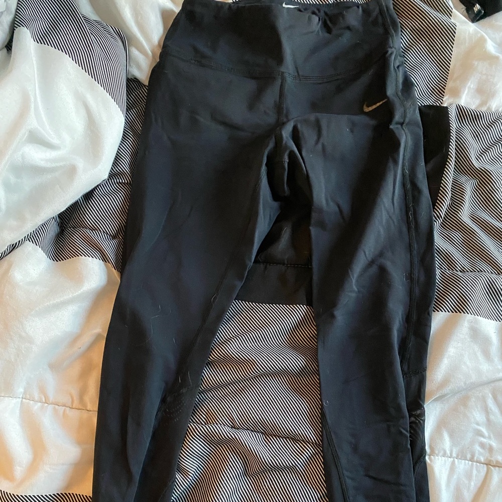Nike dry fit leggings